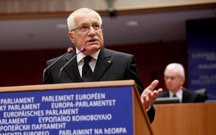 BRUSSEL (ANP) – De socialistische fractie en enkele andere leden van het Europarlement zijn donderdag boos weggelopen tijdens een officiële toespraak van president Vaclav Klaus van huidig EU–voorzitter Tsjechië. Foto EPA