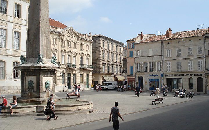 Place de la Republique te Arles. Foto Wikimedia