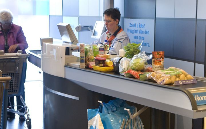 HOOFDDORP - Kassa bij vestiging van Albert Heijn in Hoofddorp. Foto ANP