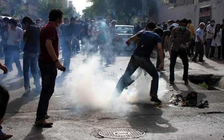 Rellen in Iran na het bekendmaken van de verkiezingsuitslag. Foto EPA