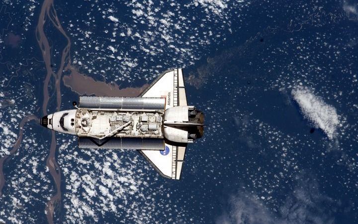 Atlantis op weg naar Internationaal Ruimtestation ISS. Foto EPA