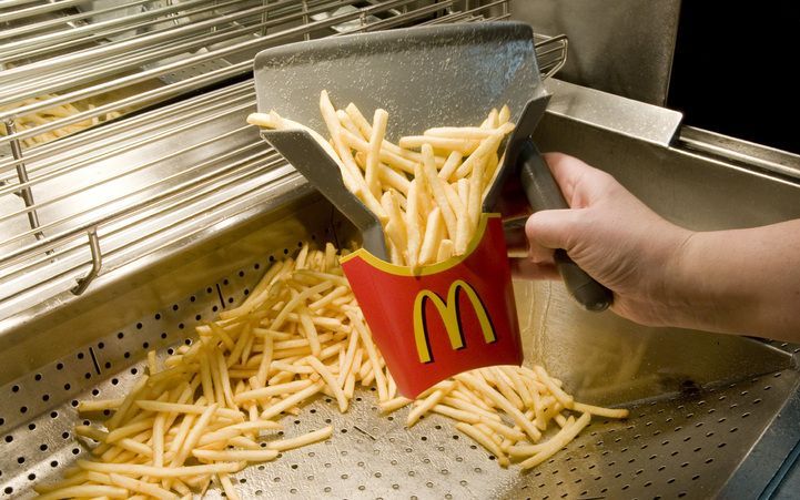 OAK BROOK – Het zijn goede tijden voor McDonald’s, ondanks de financiële crisis en de afzwakkende economie. De Amerikaanse fastfoodketen wist in het afgelopen derde kwartaal zowel sterke omzetcijfers te halen in zijn thuismarkt de Verenigde Staten als in 