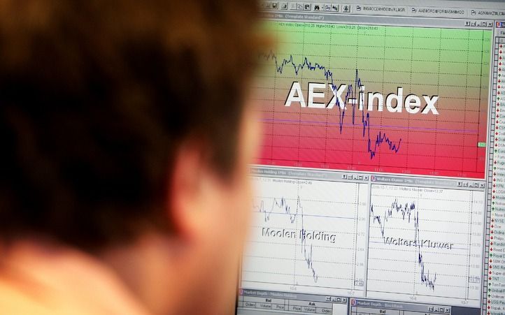 De Europese beurzen lieten dinsdag geen enkel herstel zien na het slagveld dat maandag plaatsvond op de aandelenmarkten wereldwijd. De handel werd opnieuw in de greep gehouden door angst voor de gevolgen van de crisis op de financiële sector. Foto ANP