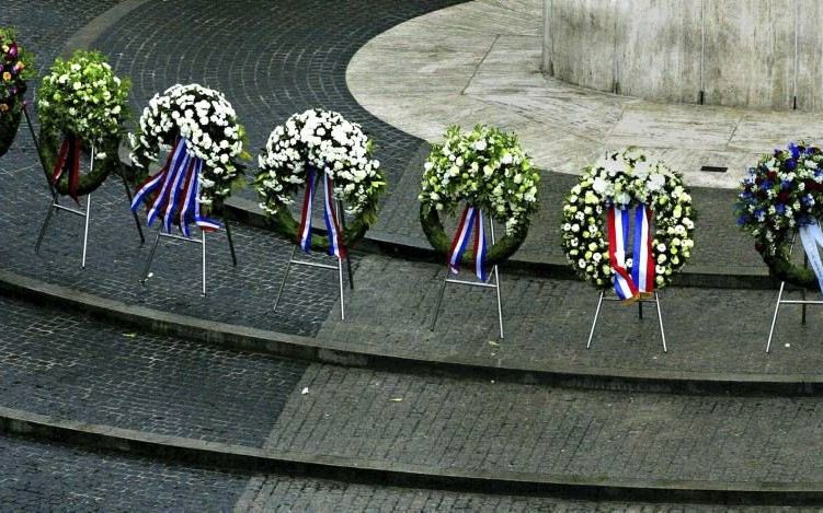 Voormalig koningin Beatrix op de Dam. beeld ANP