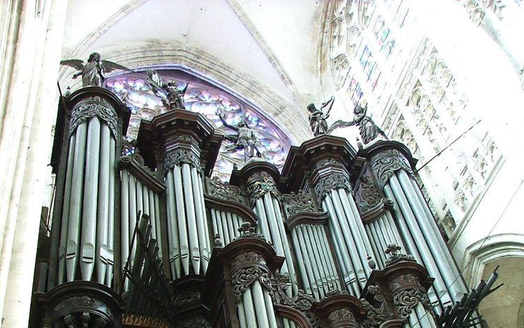 Het Cavaillé-Collorgel in de St. Ouen in Rouen (Fr.). Foto RD