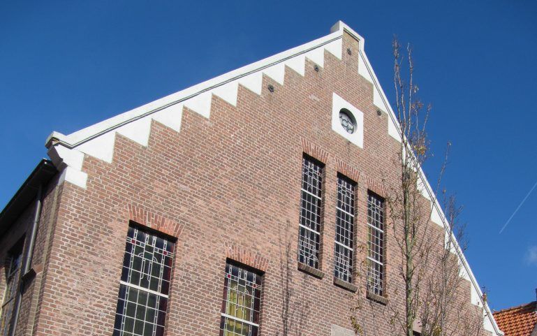 Het gebouw van de gereformeerde gemeente in Oosterland. Beeld Michiel1972, Wikimedia