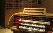 De kast van het Ademaorgel in de St.-Dominicuskerk heeft kenmerken van De Stijl. Het orgel is in die traditie gerestaureerd. De speeltafel is vanbinnen volledig gemoderniseerd. beeld Hans Jorna