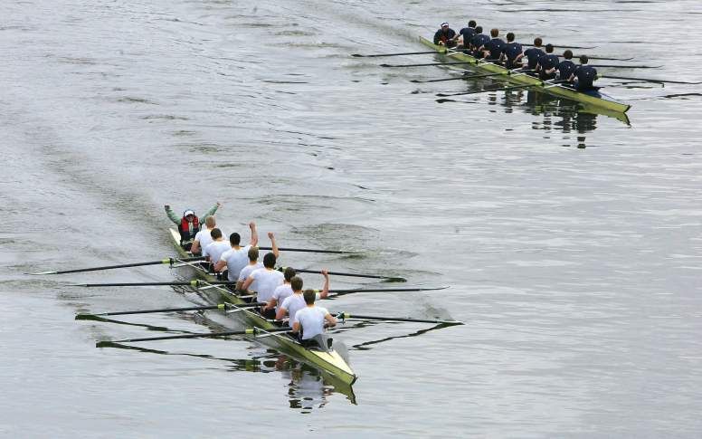 The Boat Race op de Thames, Londen. Foto EPA