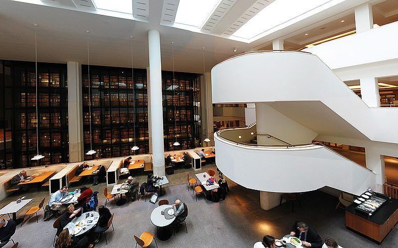 Interieur van de British Library in Londen. Foto Wikipedia