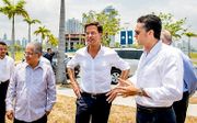 Premier Mark Rutte en premier Mike Eman van Aruba bezochten eerder dit jaar een kunstmatig eiland aangelegd door Boskalis voor de kust van de woonwijk Punta Pacifica in Panama-Stad. beeld ANP