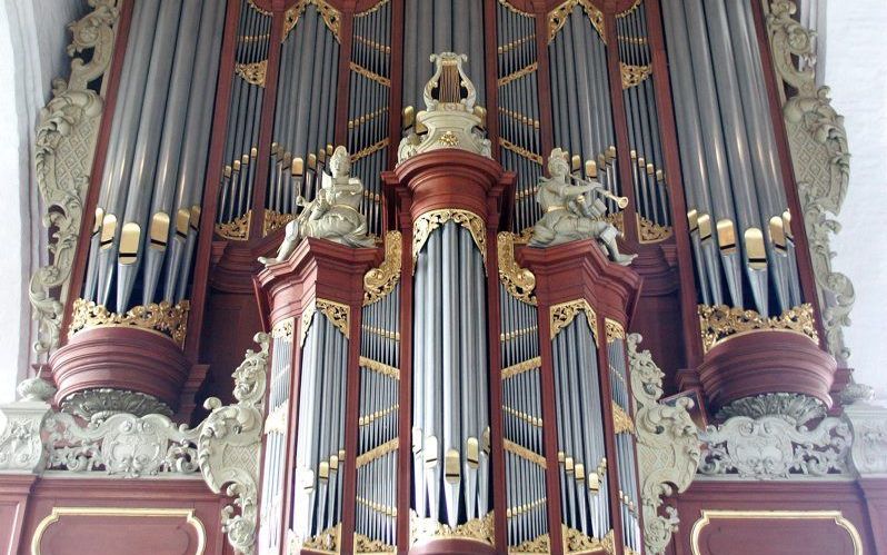 Het Müllerorgel in de Jacobijnerkerk in Leeuwarden. beeld Sjaak Verboom