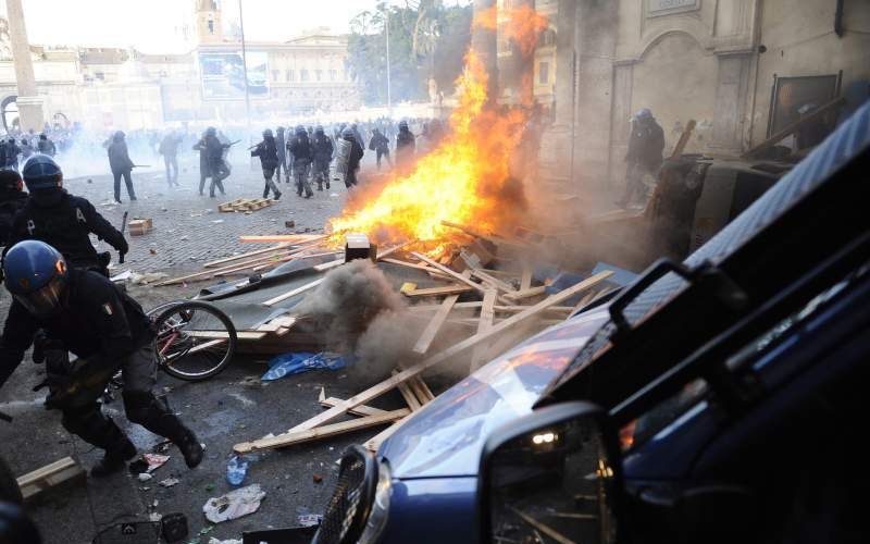 Rellen in Rome. Foto EPA