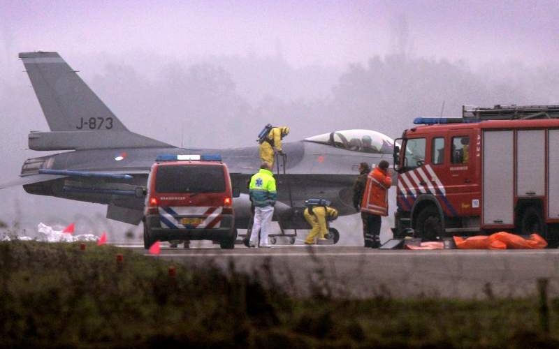 Foto van een eerdere noodlanding van een F-16. Foto ANP