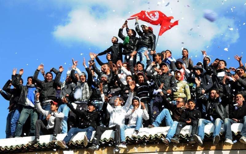 Protesten in de Tunesische hoofdstad Tunis om het aftreden van premier Ghannuchi, vorige week. De rust is nog lang niet weergekeerd in Tunesië. Foto EPA.