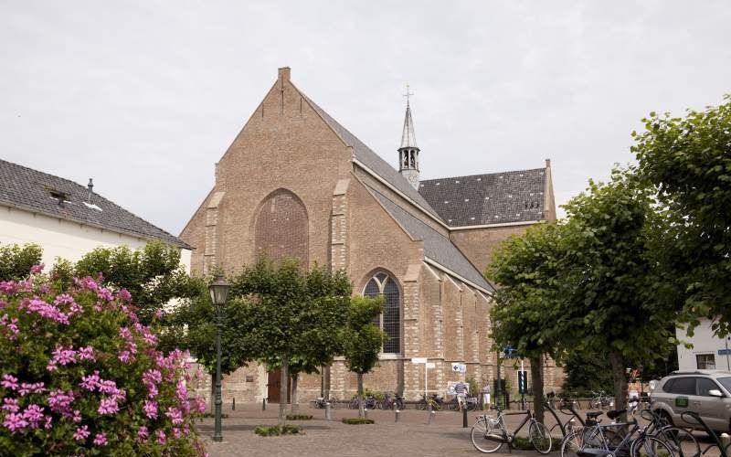 De kerk van Haamstede, waar Willem Teellinck vanaf 1608 stond.