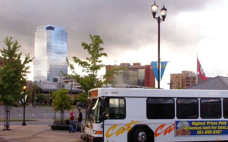 LITTLE ROCK - Een bus in Little Rock, in Arkansas, Amerika. Foto Wikimedia Commons