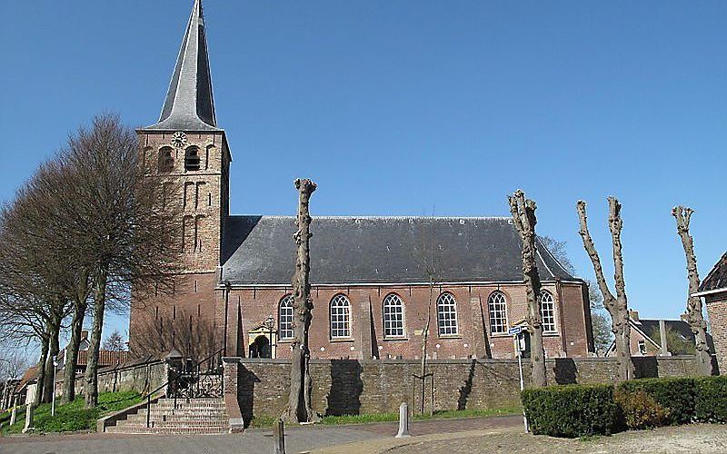 De grote kerk in Beetgum. Foto Wikimedia