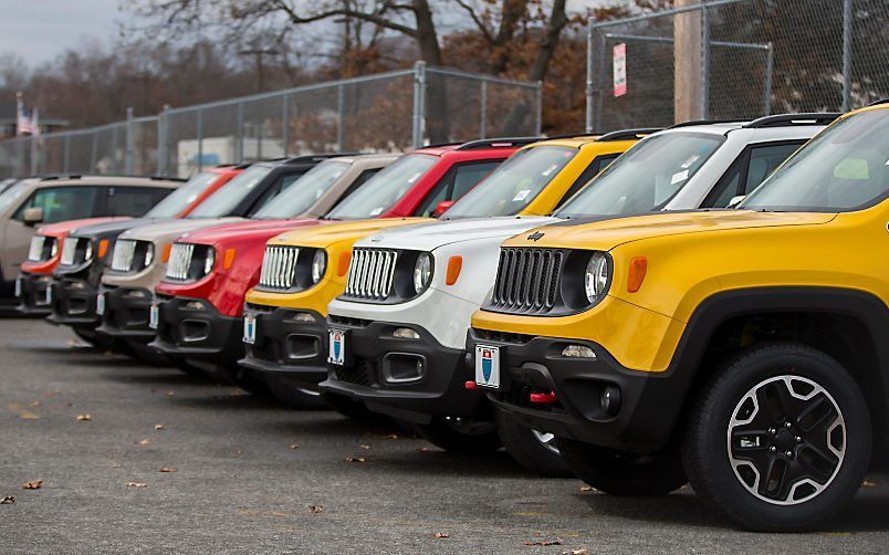 Jeeps bij een dealer in Lowell (Massachusetts). beeld EPA, C.J. Gunther