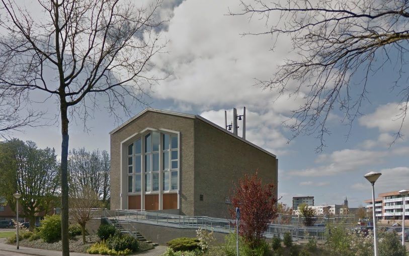 Ds. Mosterd doet intrede in Adventkerk Amersfoort