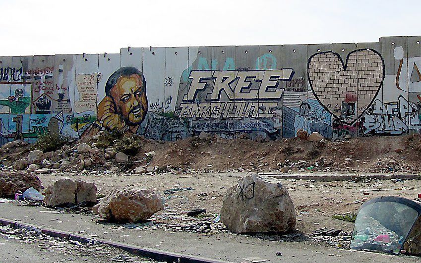 Deel van de muur tussen Jeruzalem en Ramallah. beeld Alfred Muller