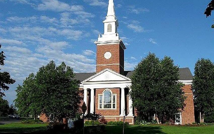 Er wordt lesgegeven in de kerk van Grand Rapids-Beckwith Avenue. beeld RD