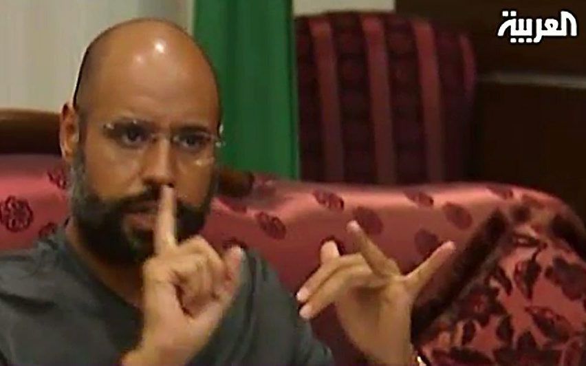 Saif al-Islam zei tegen een Arabische tvzender dat de strijd in Libië gewoon doorgaat.  Foto EPA