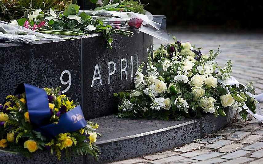 Monument voor de slachtoffers van de schietpartij in winkelcentrum de Ridderhof. Foto ANP