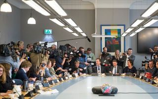 Veel media donderdag bij de VVD. beeld ANP