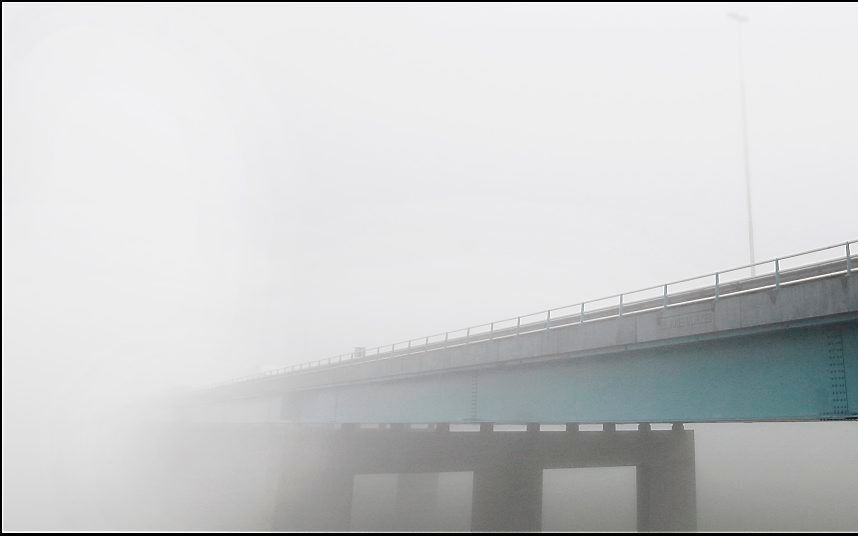 De brug over de Lek bij Vianen. beeld ANP, Rick Nederstigt