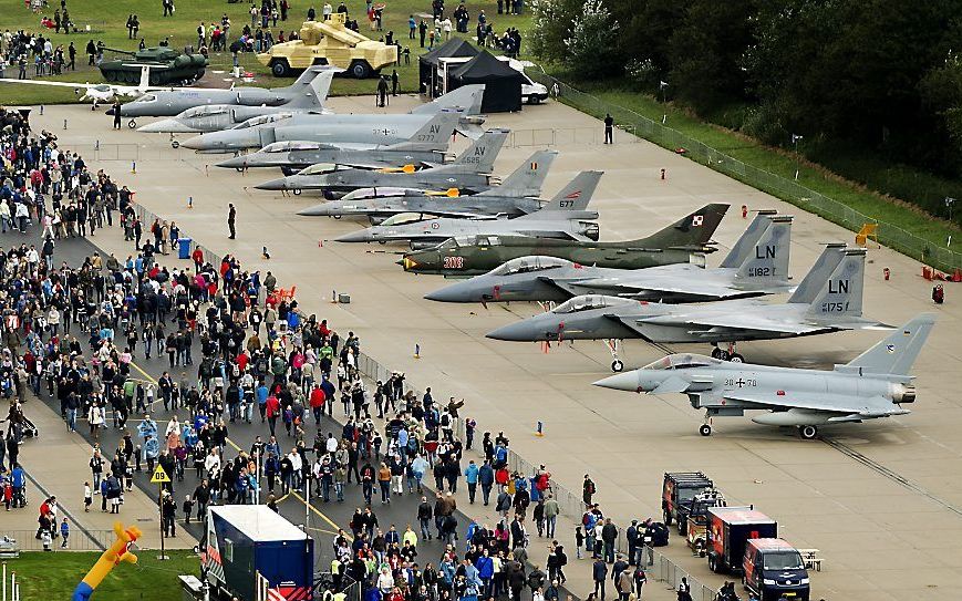 De Luchtmachtdagen in Leeuwarden hebben 182.000 bezoekers getrokken.  Foto ANP