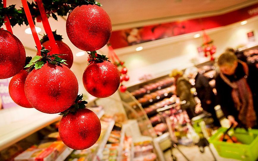 De SP- en de SGP-fractie in de Tweede Kamer hekelen de openstelling van meer dan honderd supermarkten op eerste kerstdag. beeld ANP