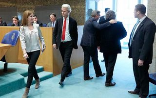 Helder (links) en Wilders in de Tweede Kamer. Foto ANP