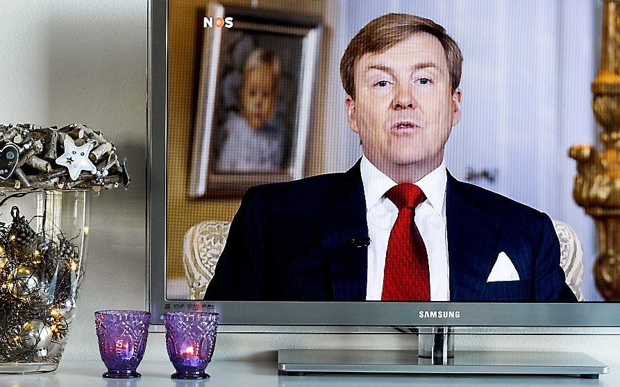 Koning Willem-Alexander staat in zijn toespraak stil bij het belang van familie om troost bij elkaar te vinden bij verdriet en tegenslag. beeld ANP