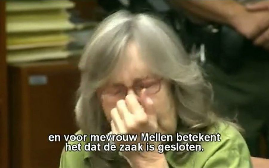 Tranen van vreugde bij Susan Mellen tijdens de uitspraak van de rechter. beeld uit video ANP