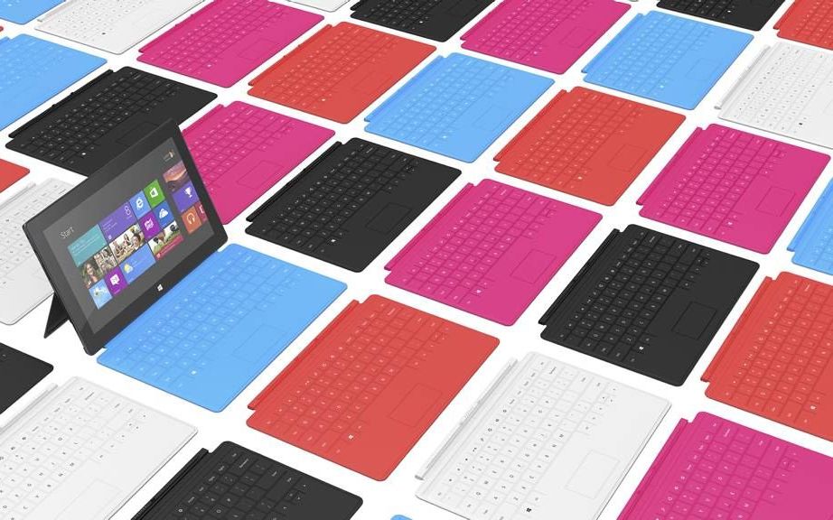 Met de Surface introduceerde Microsoft donderdag ook zijn eigen tablet. Foto Microsoft