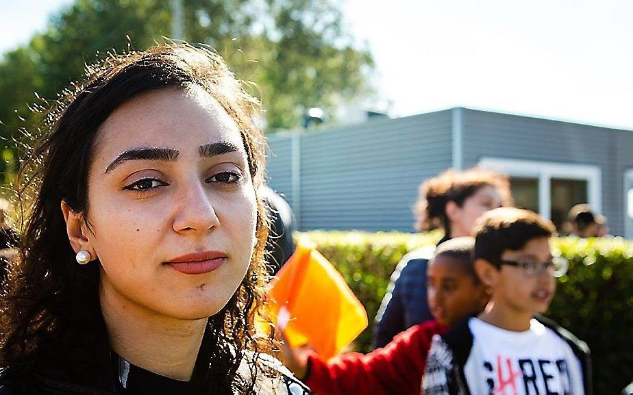 Hayarpi tijdens het protest in Katwijk. beeld ANP, Alexander Schippers