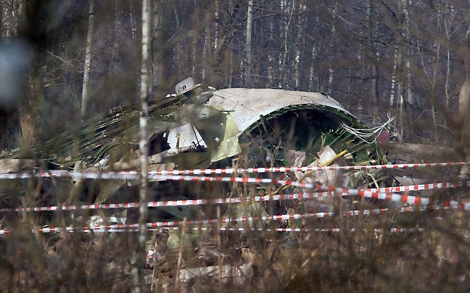 De crash van het Poolse presidentiële vliegtuig vorig jaar bij het Russische Smolensk is niet veroorzaakt door een technische fout. Foto EPA