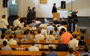 In de Lunterse Bethelkerk werd zaterdag de tweede Jongemannendag gehouden. De bijeenkomst trok zo'n zestig belangstellenden. beeld HHJO