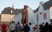 „Op 5 mei werd in Trier een standbeeld onthuld van Karl Marx, die in deze Duitse stad 200 jaar eerder het levenslicht zag. Het stadsbestuur kreeg het bijna 6,5 meter hoge beeld cadeau van China.” beeld EPA, Ronald Wittek