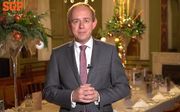 SGP-fractievoorzitter Kees van der Staaij spreekt zijn kerstboodschap uit. beeld YouTube