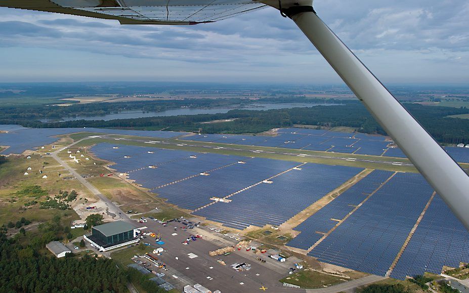 Het grootste park met zonnecollectoren in Duitsland. Foto EPA