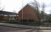 RIJSSEN. Er zijn bijna geen scholen in Rijssen die een plat dak hebben. Foto: de reformatorische basisschool De Ronde Maat. beeld scholenopdekaart.nl