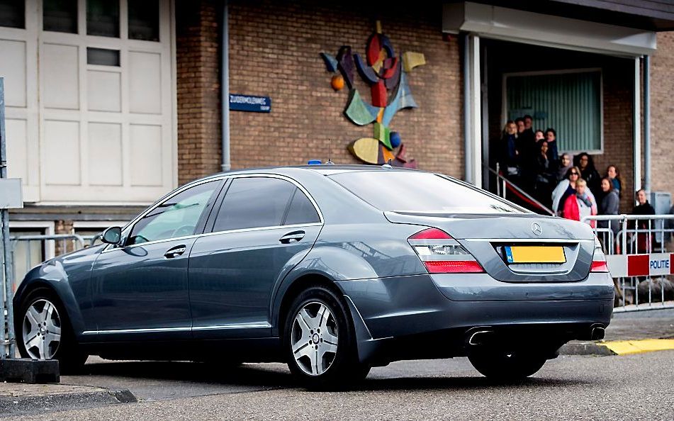 Ex Kantoorgenoot Astrid Holleeder Liegt