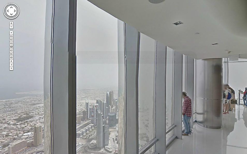 Uitzicht vanuit de Burj Khalifa met Google Streetview.