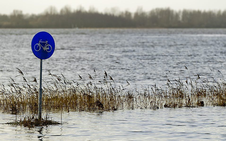 Hoogwater Lauwersmeer.  Foto ANP