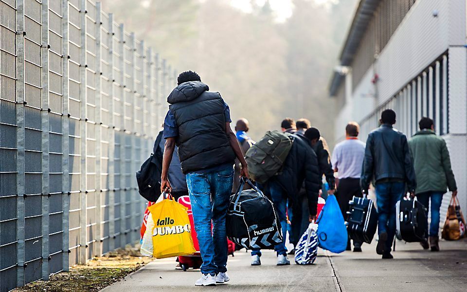 Onder de bewoners van azc's en locaties voor noodopvang bevinden zich zo'n 1200 Afghanen. beeld ANP