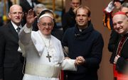 Paus Franciscus wordt dinsdagmorgen vanaf kwart over negen tijdens een mis officieel geïnstalleerd als paus. De plechtigheid is te volgen op RD.nl. Foto EPA
