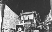 Februari 1990: boze akkerbouwers veroveren het Binnenhof en parkeerden hun tractoren tot op de trappen van de Ridderzaal. beeld ANP