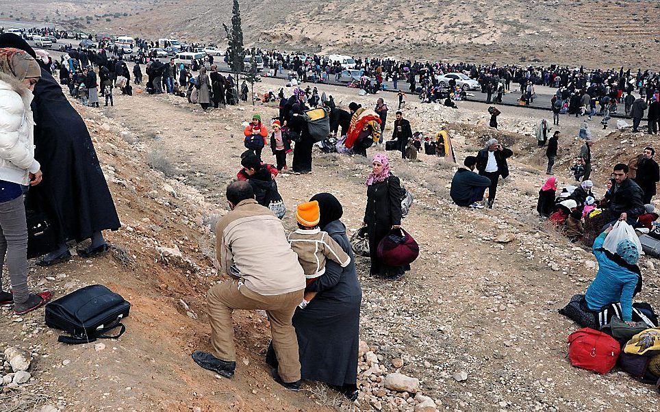 Het dodental van de oorlog in Syrië is opgelopen tot boven de 130.000. Dat blijkt uit tellingen van het Syrische Observatorium voor Mensenrechten.  beeld EPA