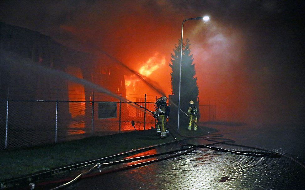 Brand Staphorst, maandagavond. beeld Eelco Kuiken